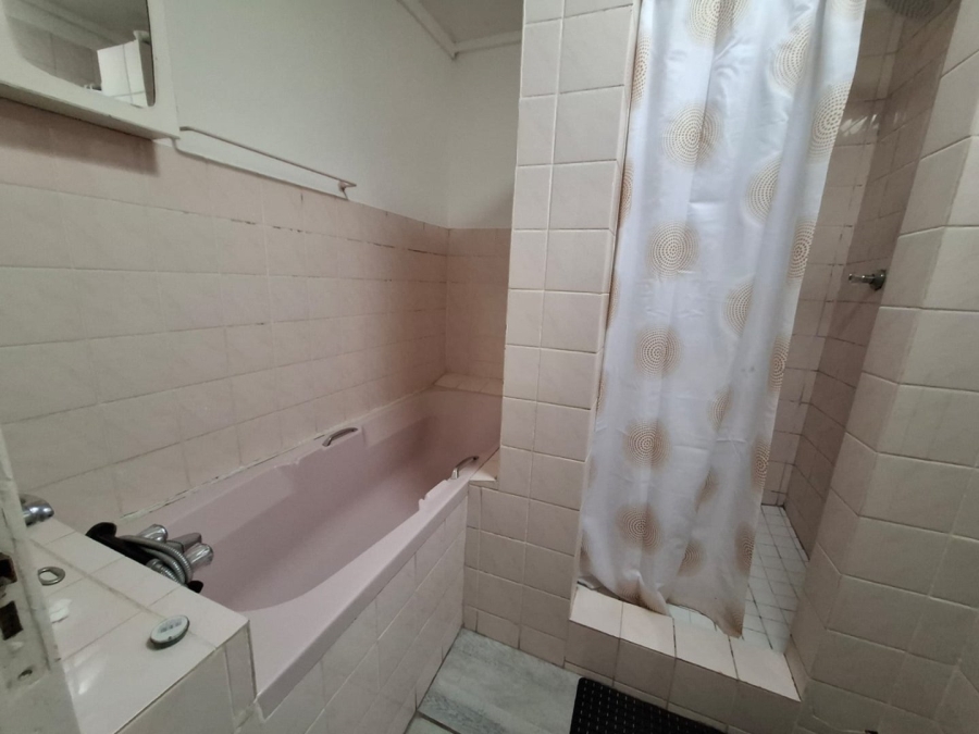 11 Bedroom Property for Sale in Brandwag Free State